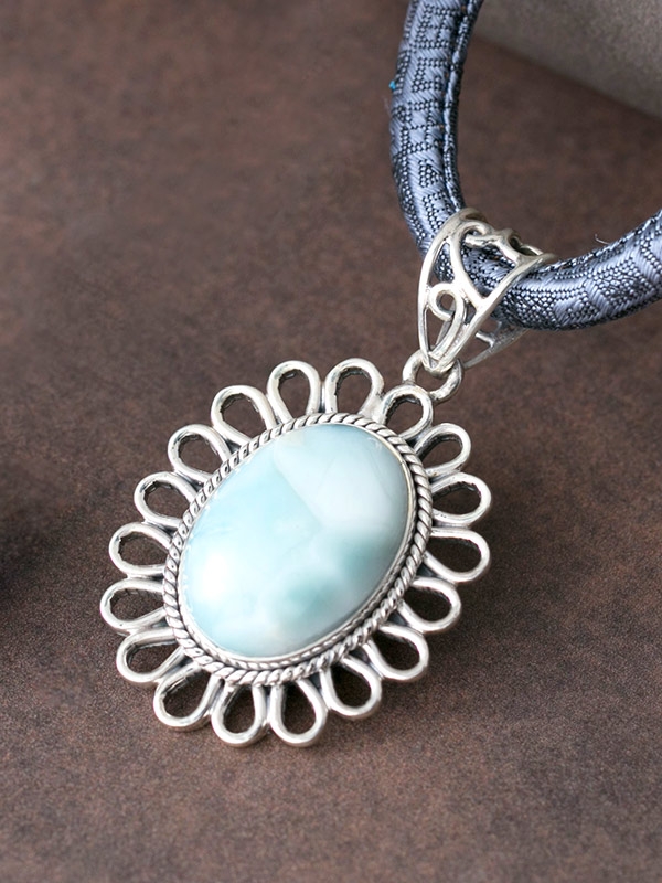 Skye Pendant