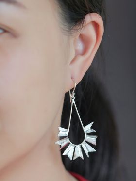 Fan Angle Earrings