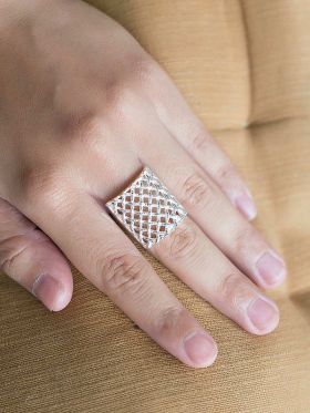 Wicker Ring