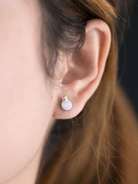 Solaris Studs