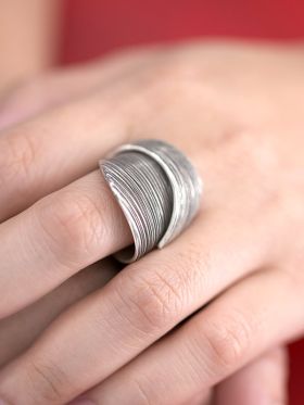 Folio Ring