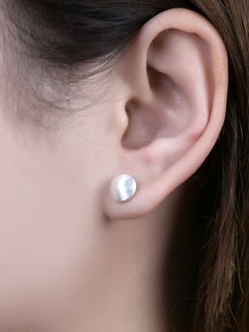Luna Studs