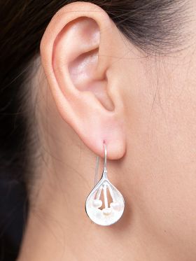 Pearlpod Earrings