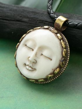 Luna Pendant