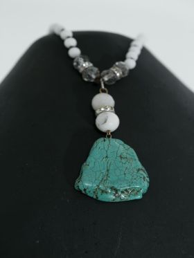 Snowmountain Necklace