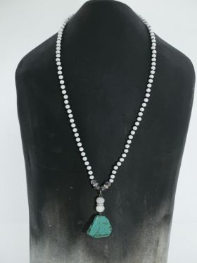 Snowmountain Necklace