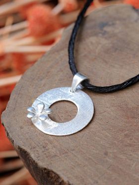Floret Pendant