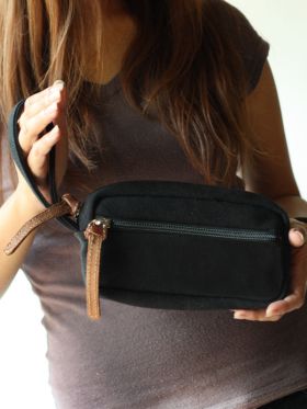 Tahiti Cosmetics Clutch