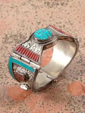 Aida Bracelet