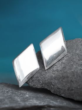 Dash Studs