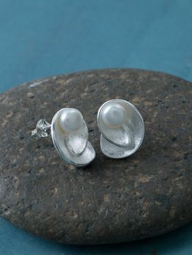 Cove Studs