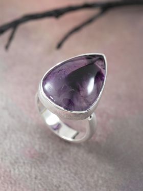 Star Amethyst Ring