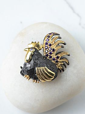 Bantam Brooch