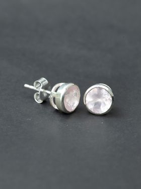 Nisha Studs