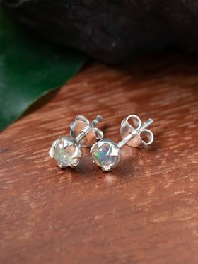 Tillar Studs