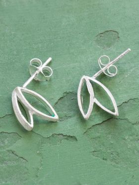 Duoleaf Studs