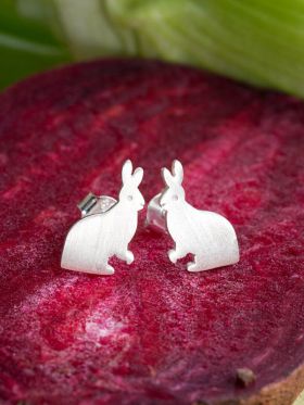 Hare Studs