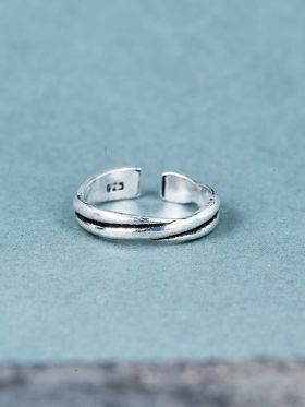 Crossover Toe Ring