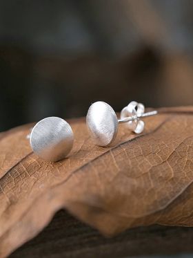 Luna Studs