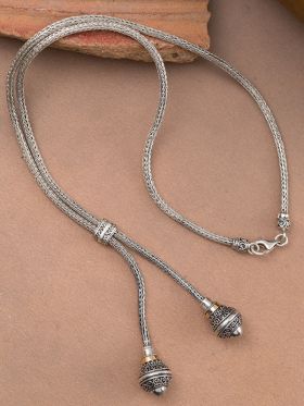 Claque 
Necklace