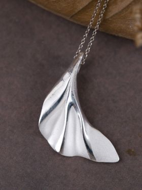 Rippling Pendant