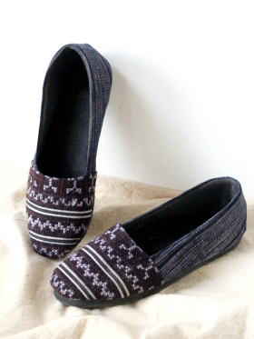 Double Pattern Moccasin