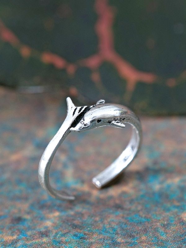 womens-sterling-silver-ring-dolphin
