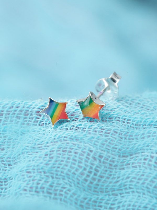 womens-jewelry-earrings-tiny-stud-starbow