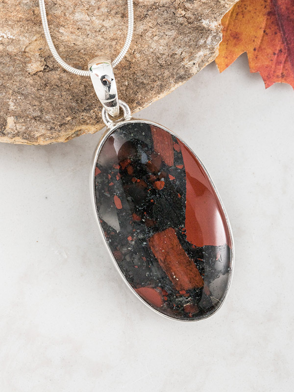 Pandara Pendant