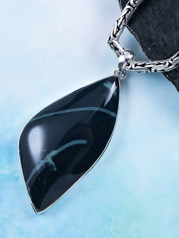 Reserve Pendant