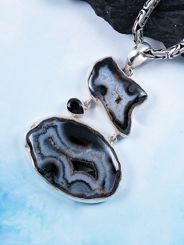 Reserve Pendant