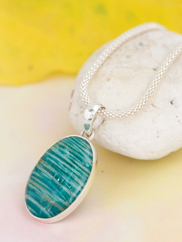 Juniper Pendant