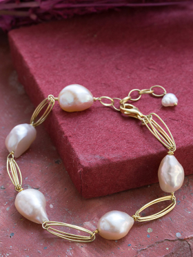 Pearl Path Bracelet