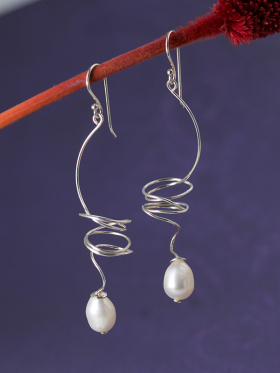 Pearl Dive Earrings