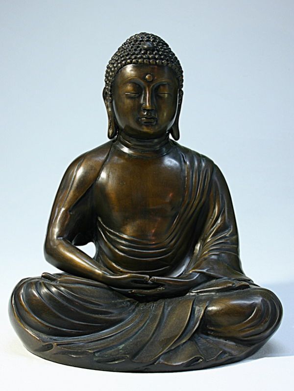 Amida Sitting Lotus