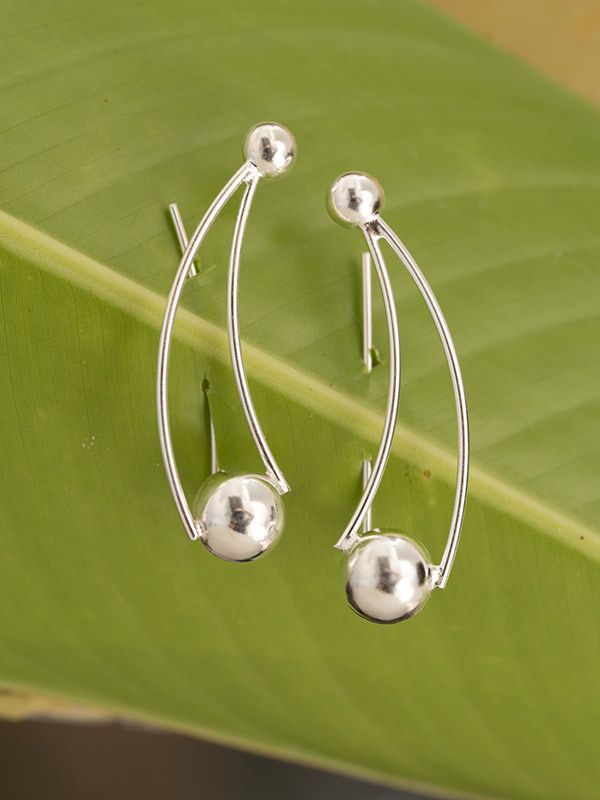 Gravity Ear Climbers