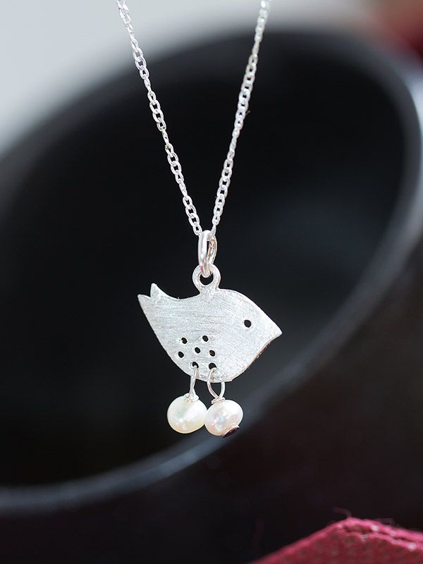 Sparrow Thief Pendant