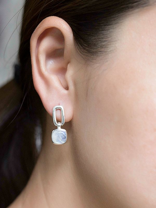 Lumina Studs