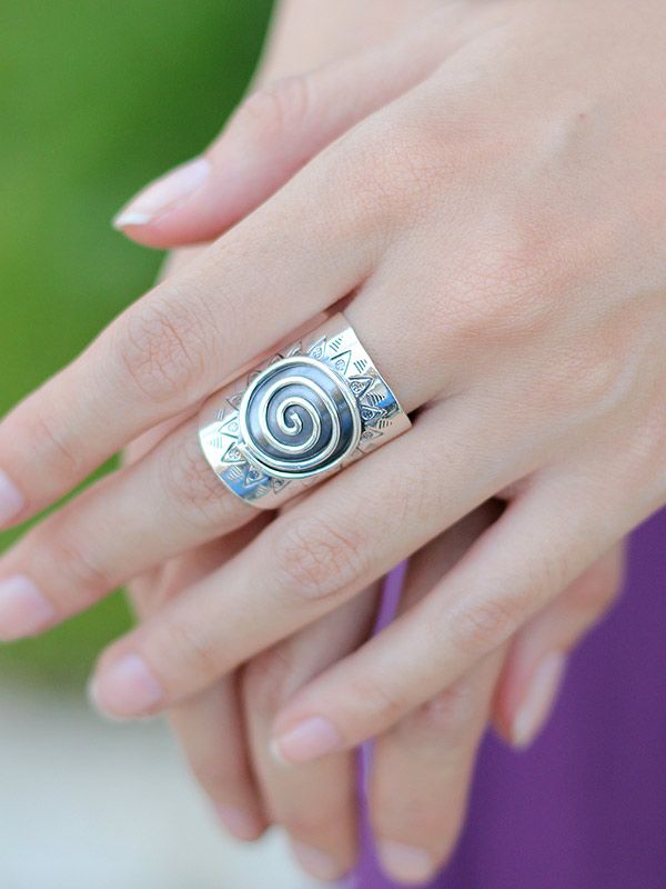 Maya Ring