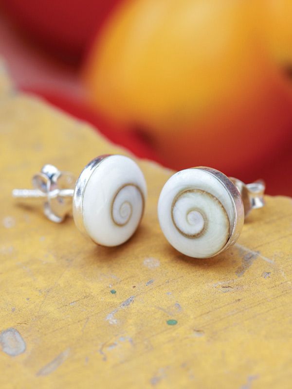 Nova Spiral Studs