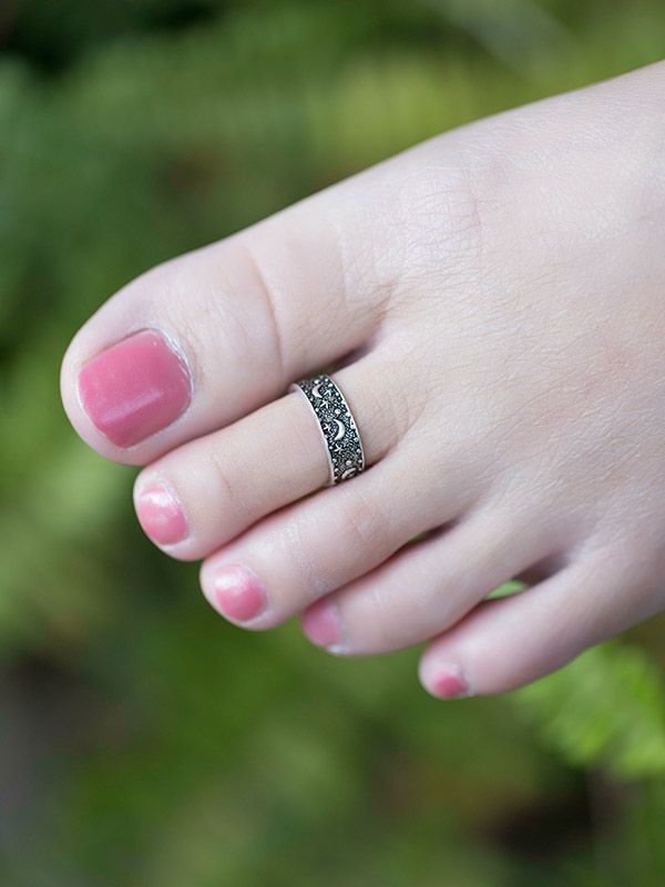Night Sky Toe Ring