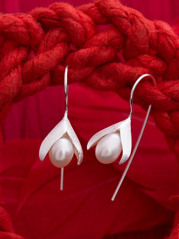 Pearl Drop Earrings