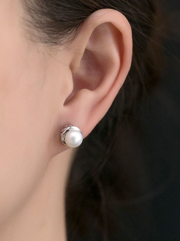 Bella Studs