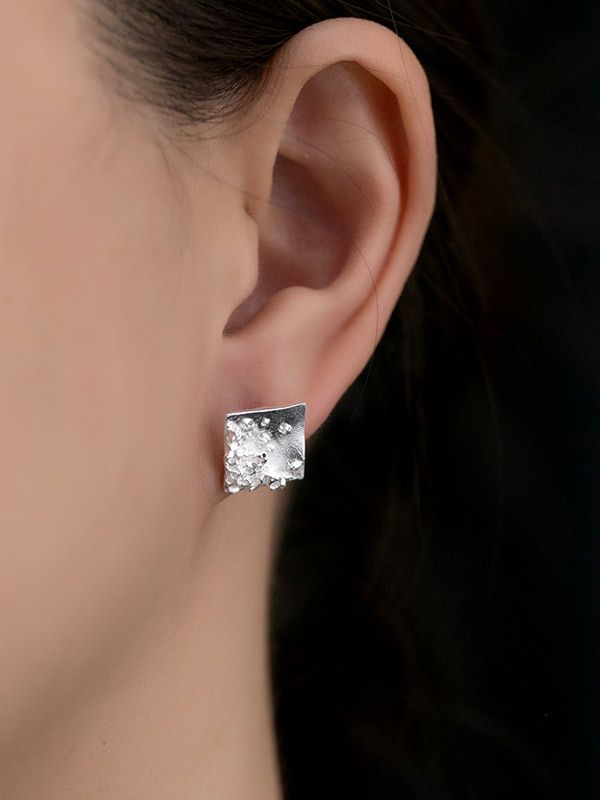 Expanse Studs