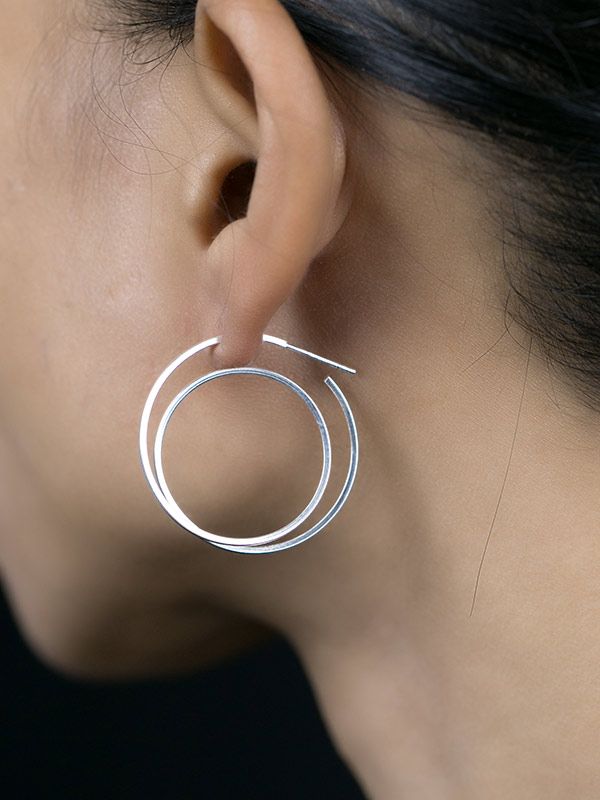 Salto Studs