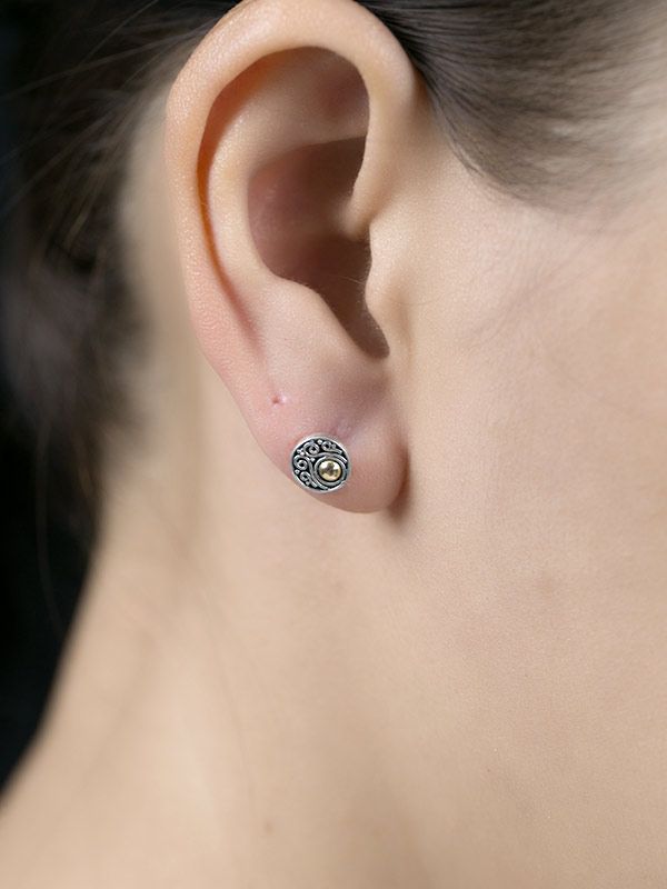 Finia Studs