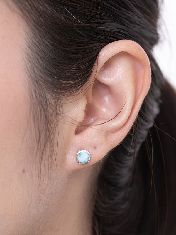Vanya Studs