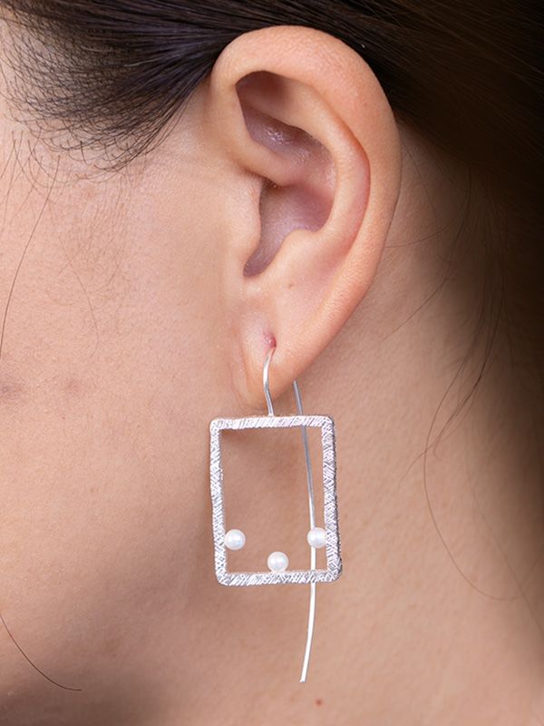Peeking Earrings