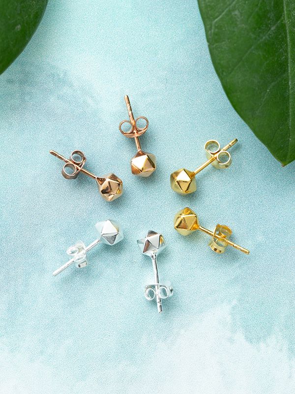 Scepter Studs