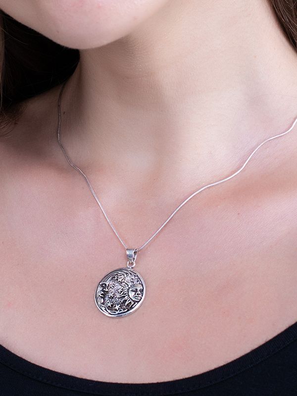 Fortuna Pendant